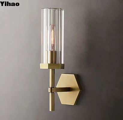 Eleganti lanterne murali di ottone finitura di ottone materiale perfetto un pezzo d'arte numero di ottone