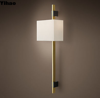 Due lampade da parete ornamentali da 25W
