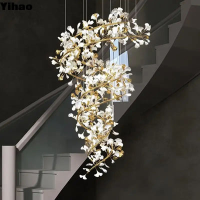 Scala contemporanea montata al soffitto, candelabro Gingko OEM