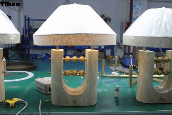 Lampada da tavolo a LED per interni